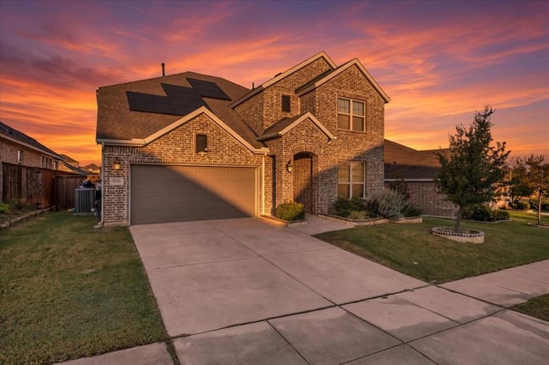 5341 waterview Court, Haltom City TX 76137 - Photo 2