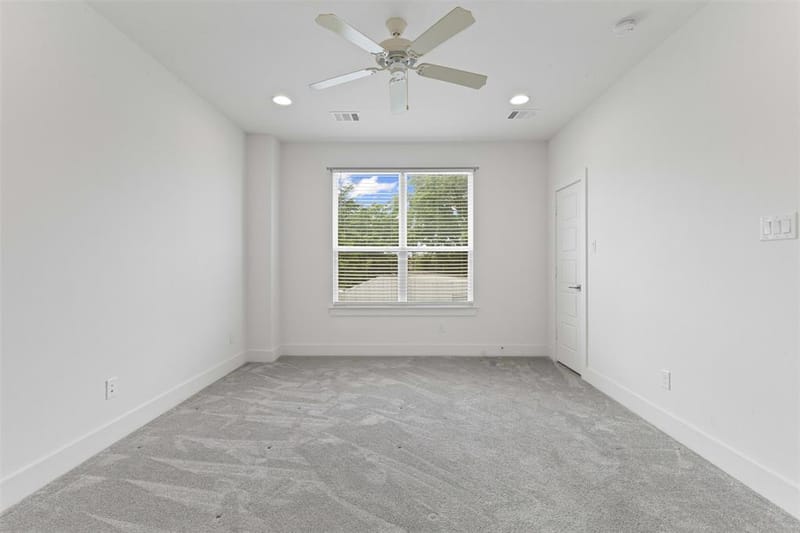 2821 Stanley Avenue, Fort Worth TX 76110 - Photo 13