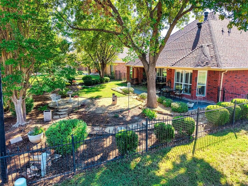 5841 River Meadows Place, Fort Worth TX 76112 - Photo 28