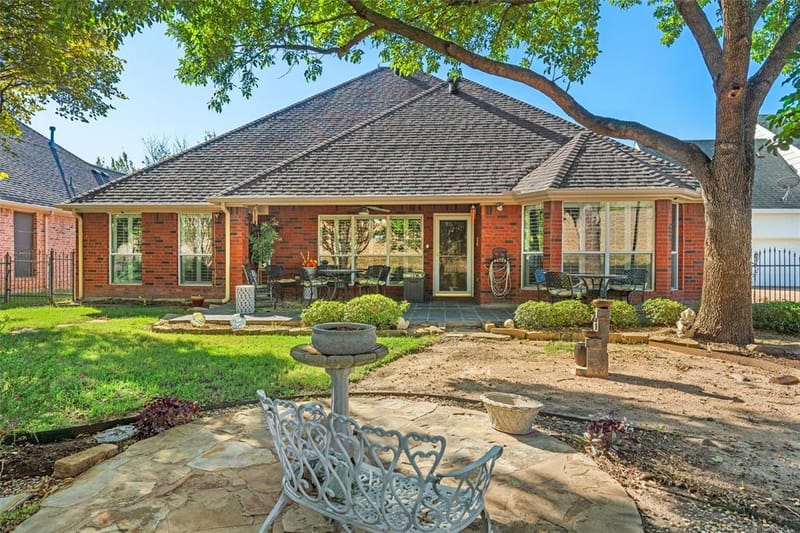 5841 River Meadows Place, Fort Worth TX 76112 - Photo 24