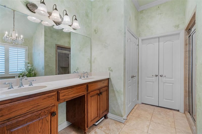 5841 River Meadows Place, Fort Worth TX 76112 - Photo 14