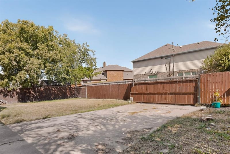 5026 Boca Raton Drive, Garland TX 75043 - Photo 38