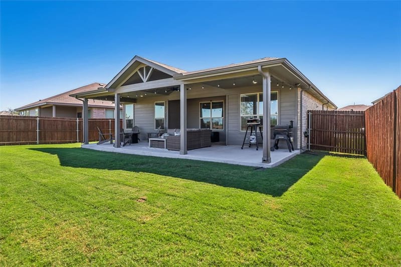 304 Crowfoot Drive, Fort Worth TX 76131 - Photo 34