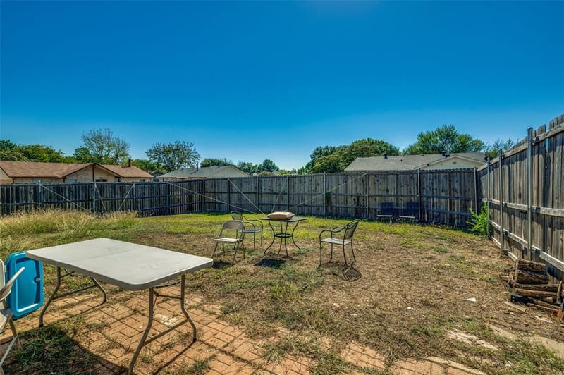 1202 Canyon Oaks Drive, Lancaster TX 75146 - Photo 24