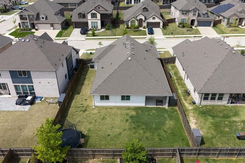 9201 Amistad Lane, Denton TX 76226 - Photo 34