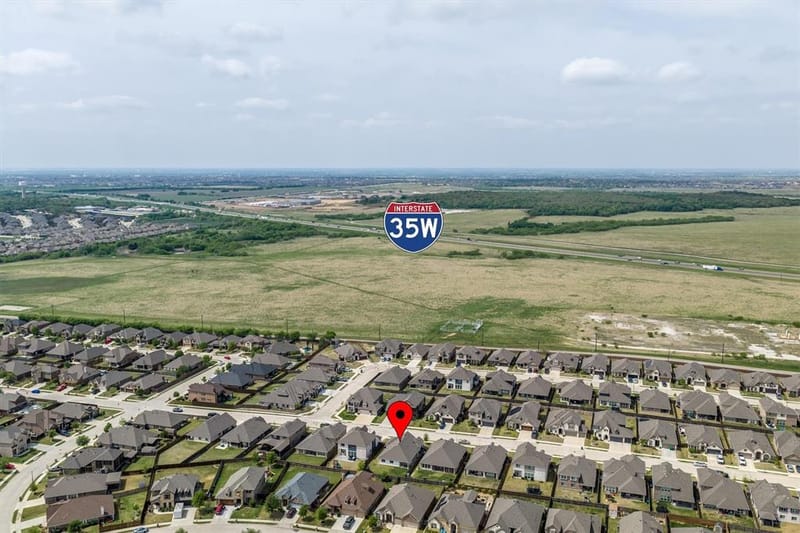 9201 Amistad Lane, Denton TX 76226 - Photo 39