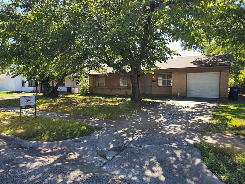 3609 Edgebrook Drive, Mesquite TX 75150