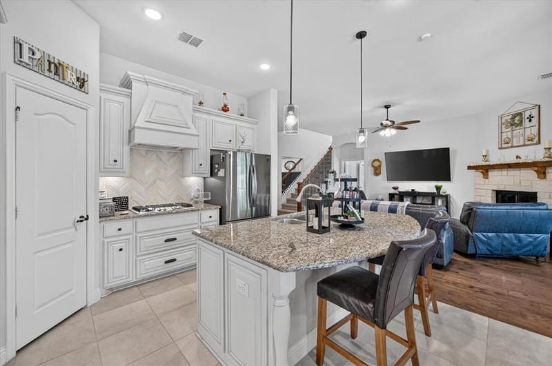 457 Wolf Creek Drive, Waxahachie TX 75165 - Photo 11