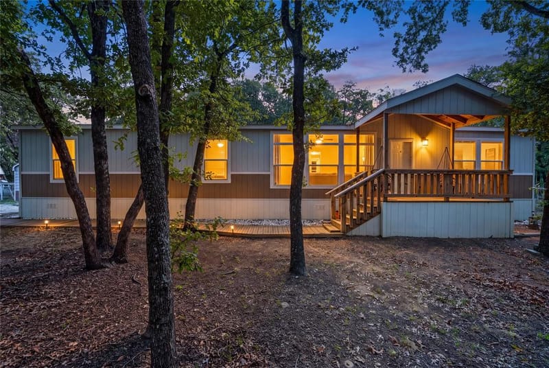 145 Adalida Lane, Springtown TX 76082