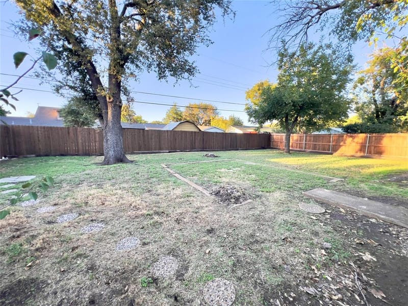 212 Straw Road, Saginaw TX 76179 - Photo 21
