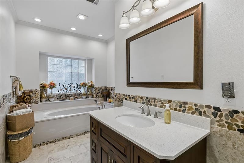 6422 Covecreek Place, Dallas TX 75240 - Photo 28
