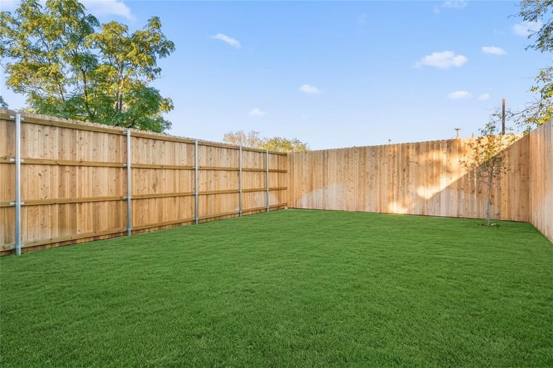 6720 Mabel Avenue, Dallas TX 75209 - Photo 36