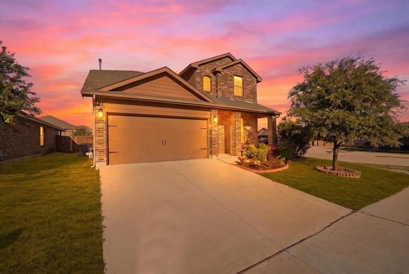 8437 Artesian Springs Drive, Fort Worth TX 76131 - Photo 6