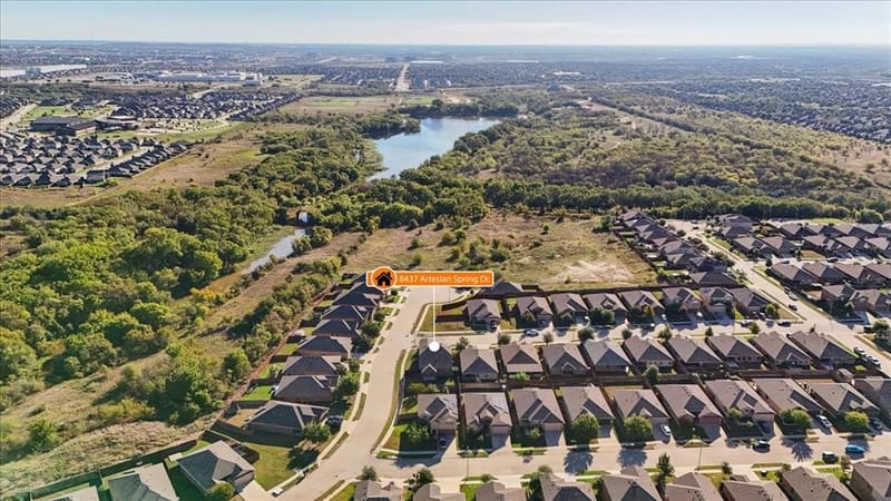 8437 Artesian Springs Drive, Fort Worth TX 76131 - Photo 35