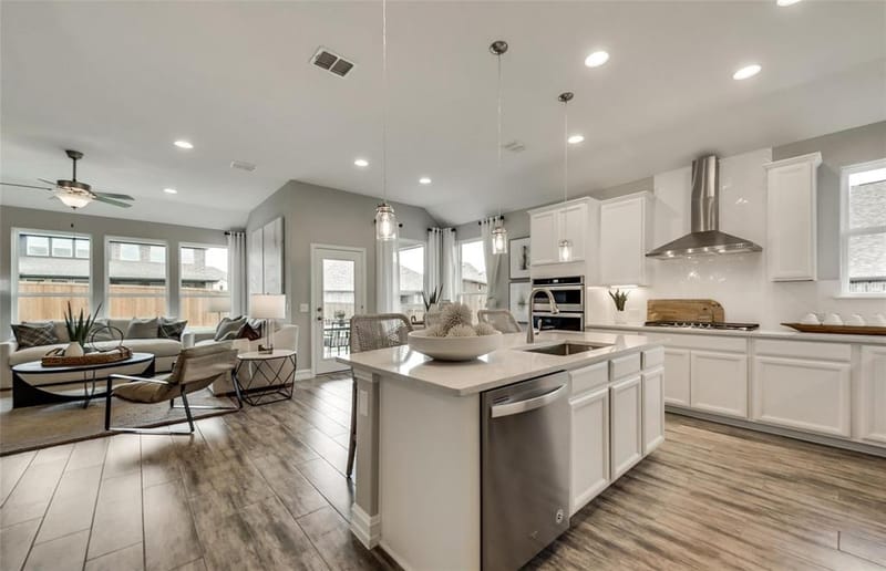 2816 southampton Drive, McKinney TX 75071 - Photo 2
