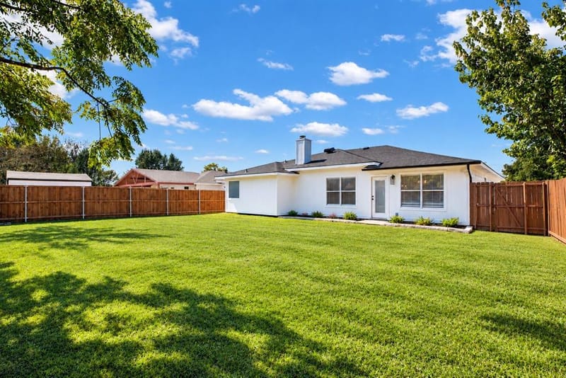 9415 Mayblossom Way, Dallas TX 75217 - Photo 20