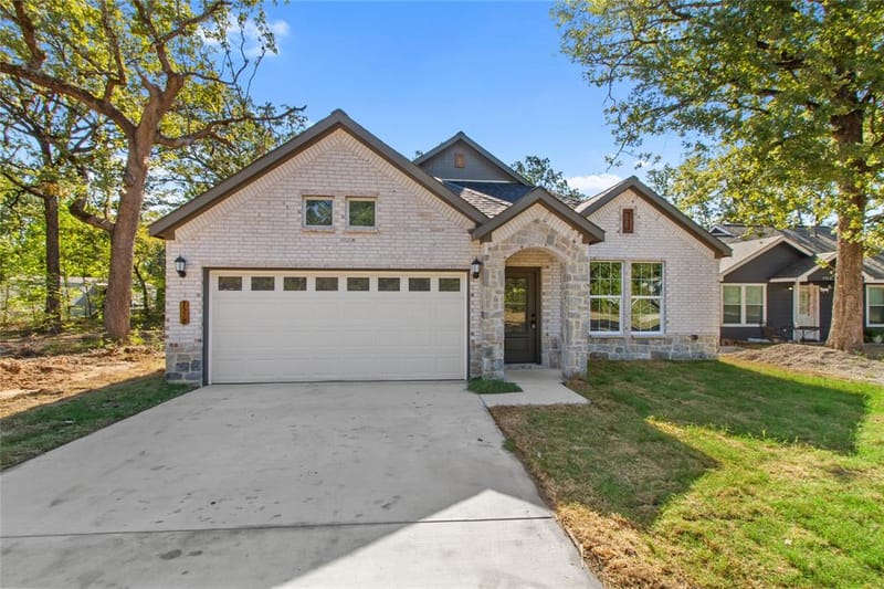320 Double Bridge Road, Mabank TX 75156 - Photo 2