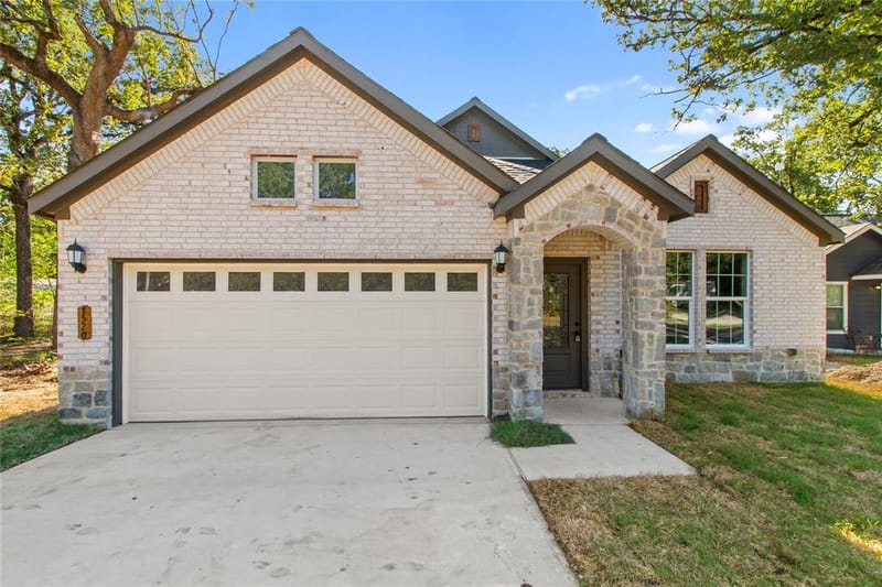 320 Double Bridge Road, Mabank TX 75156