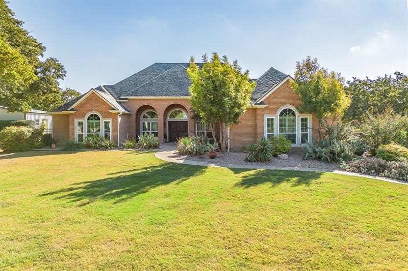225 Sherry Lane, Burleson TX 76028 - Photo 2