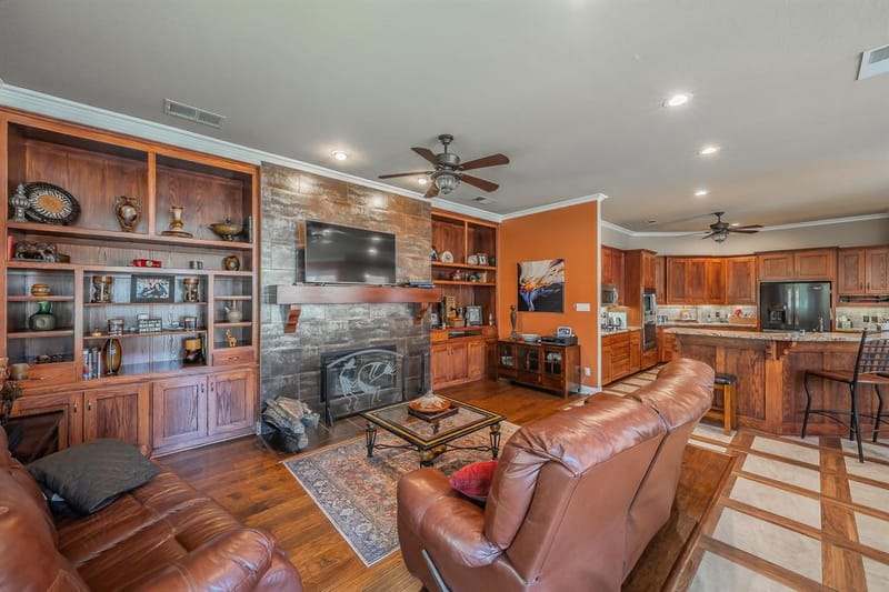 225 Sherry Lane, Burleson TX 76028 - Photo 16