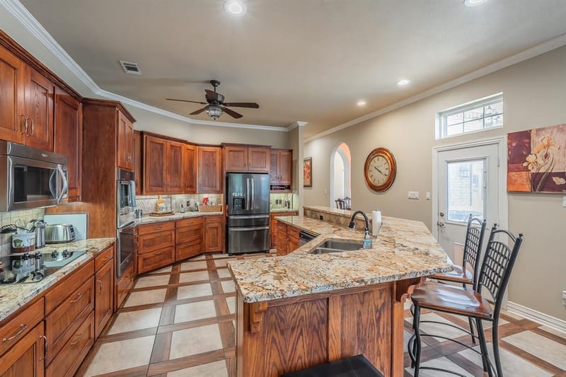 225 Sherry Lane, Burleson TX 76028 - Photo 10