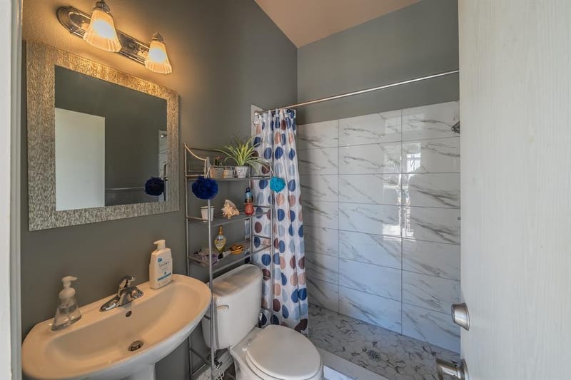 225 Sherry Lane, Burleson TX 76028 - Photo 35