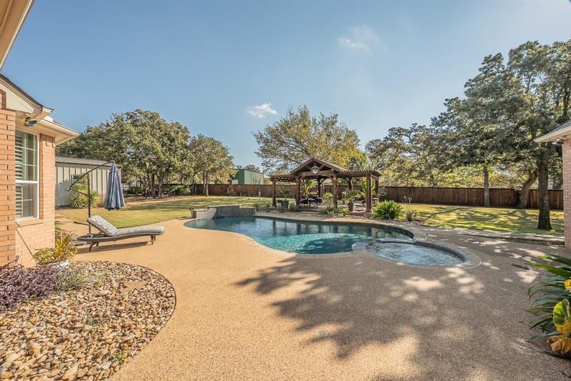225 Sherry Lane, Burleson TX 76028 - Photo 31
