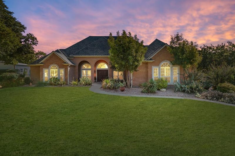 225 Sherry Lane, Burleson TX 76028 - Photo 39