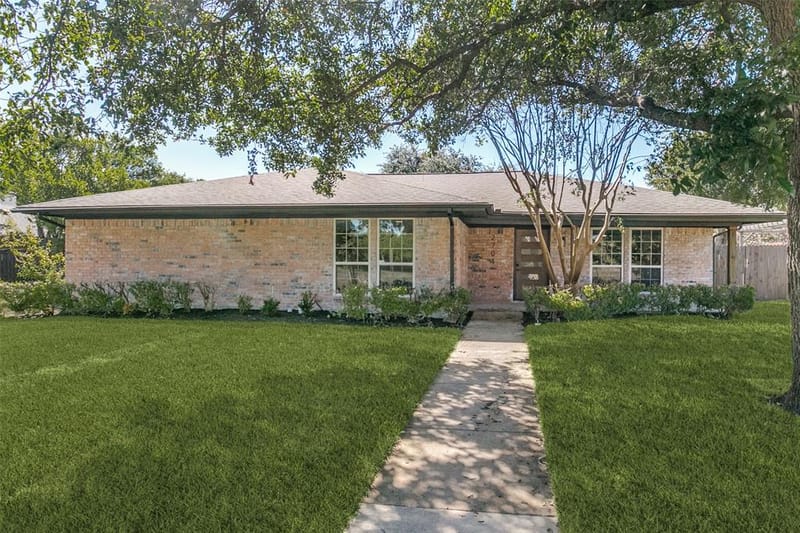 2704 Parkhaven Drive, Plano TX 75075 - Photo 2