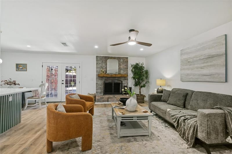 2704 Parkhaven Drive, Plano TX 75075 - Photo 4