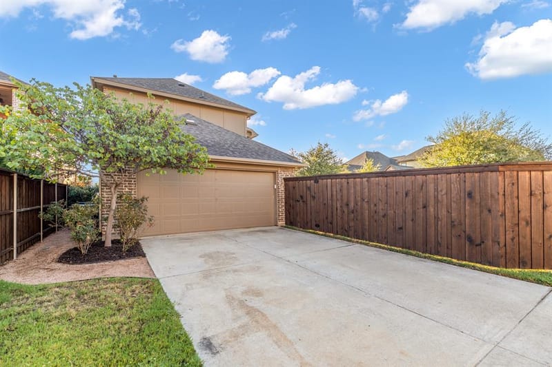 1201 Ivy Charm Way, Arlington TX 76005 - Photo 21