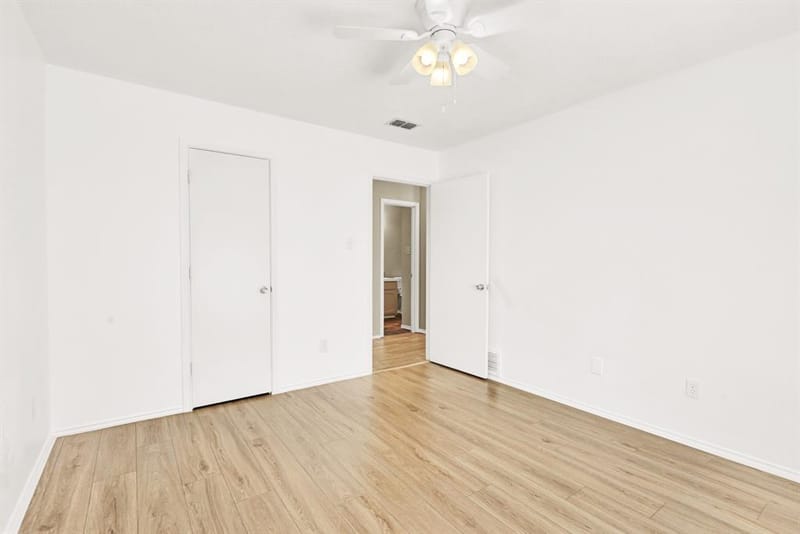 1110 W Cozby Court W, Benbrook TX 76126 - Photo 19