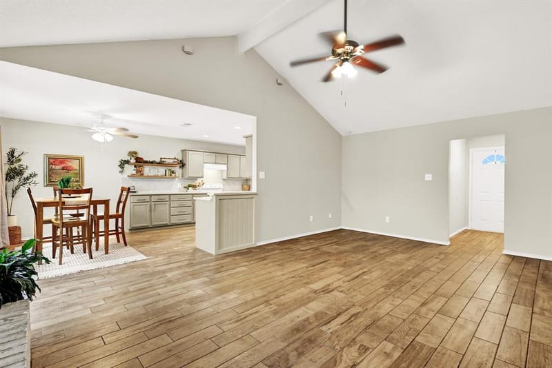 1110 W Cozby Court W, Benbrook TX 76126 - Photo 8