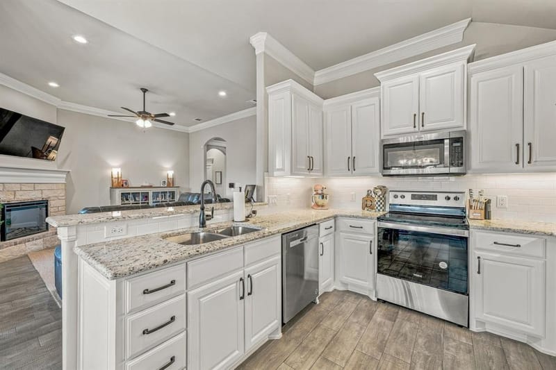 601 Violet Drive, Tolar TX 76476 - Photo 13