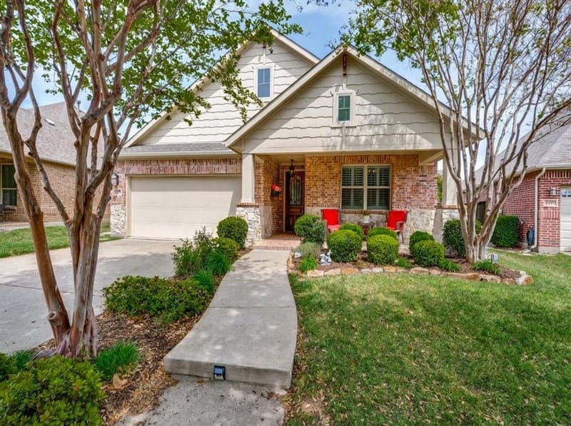 1220 Isabella Lane, Savannah TX 76227