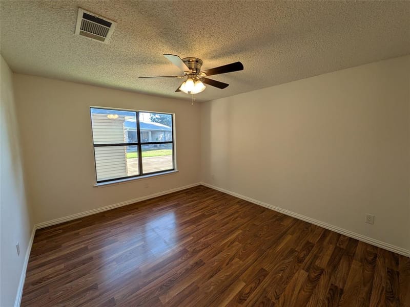 1104 Thistle Court, Benbrook TX 76126 - Photo 13