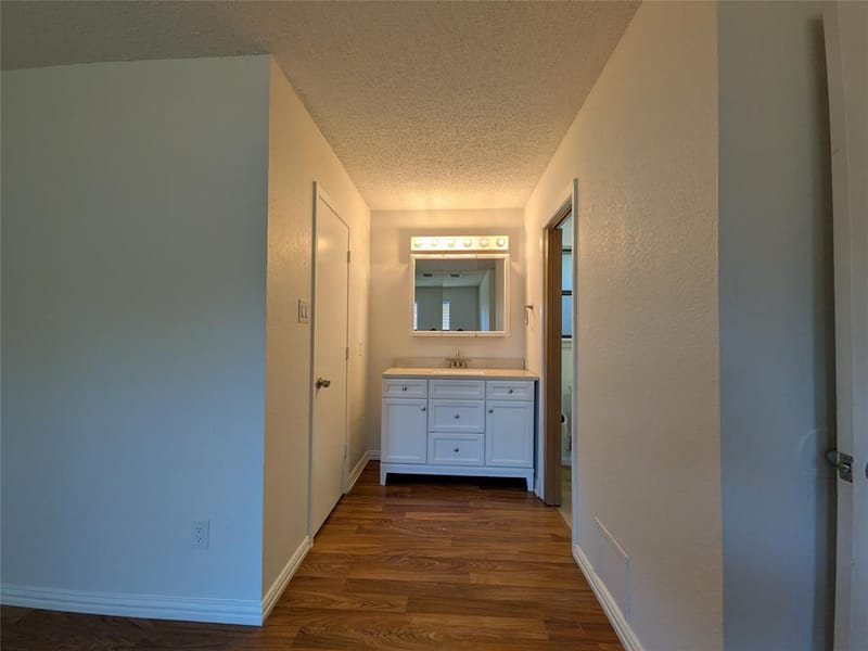 1104 Thistle Court, Benbrook TX 76126 - Photo 12