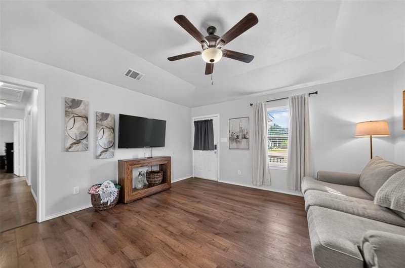 1054 Caroline, Bullard TX 75757 - Photo 6