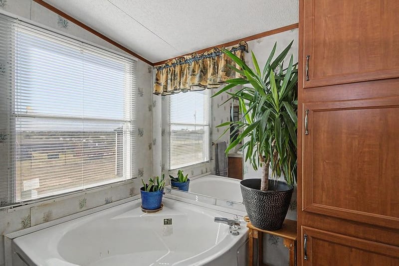 9217 Montana Street, Joshua TX 76058 - Photo 23