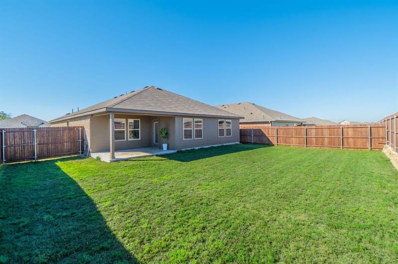 1842 Shady Elm Drive, Lancaster TX 75146 - Photo 23