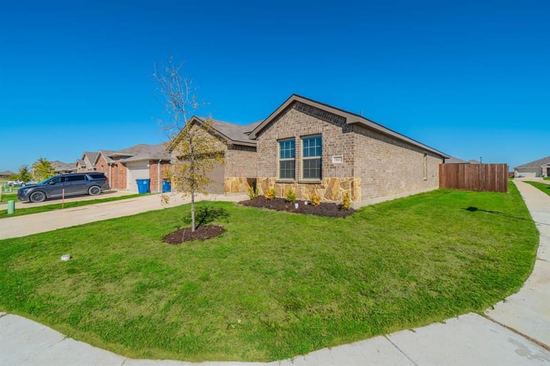1842 Shady Elm Drive, Lancaster TX 75146 - Photo 22