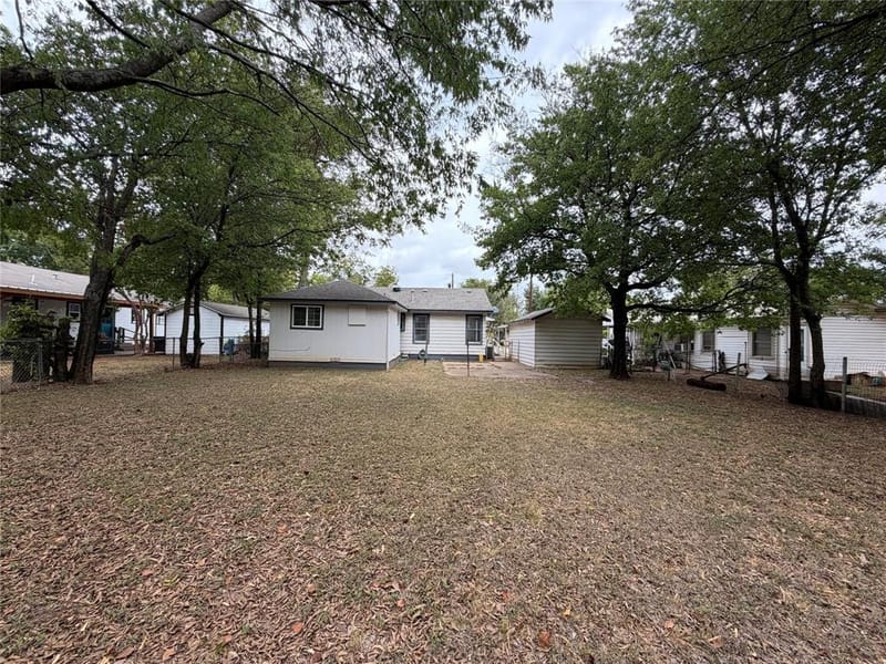 117 Moon Street, Cleburne TX 76033 - Photo 17