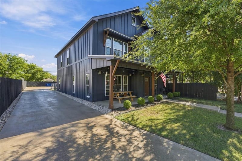 1302 Bagby Avenue, Waco TX 76706 - Photo 4