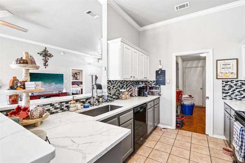 205 Quail Run, Aubrey TX 76227 - Photo 16
