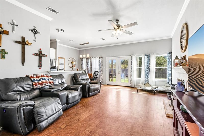 205 Quail Run, Aubrey TX 76227 - Photo 7