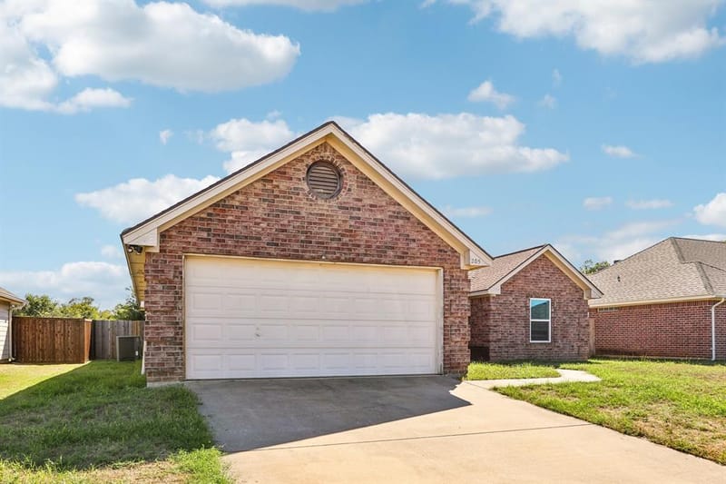 205 Quail Run, Aubrey TX 76227 - Photo 3