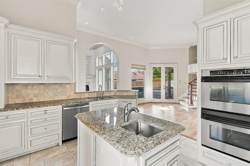 6649 Canyon Oaks Circle, Plano TX 75024 - Photo 12