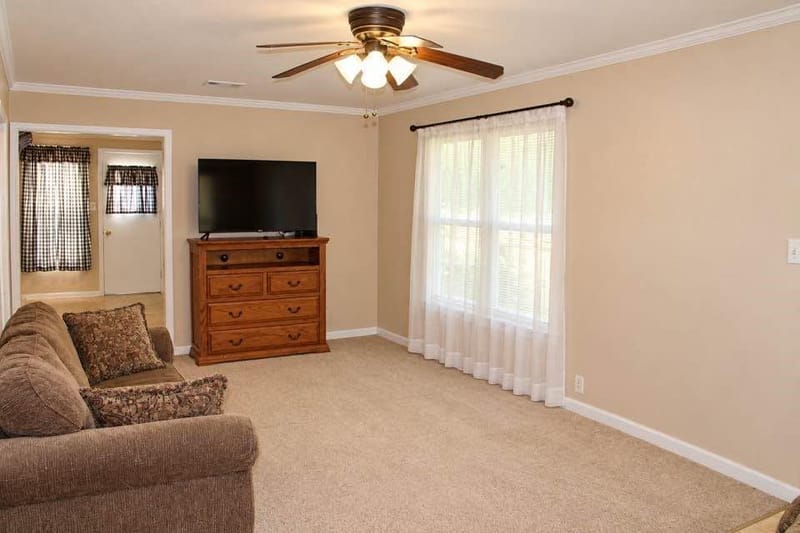 611 Rose Avenue, Cleburne TX 76033 - Photo 6