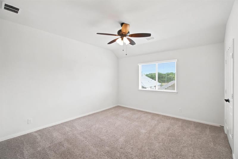 1218 Misty Ridge Drive, Justin TX 76247 - Photo 18