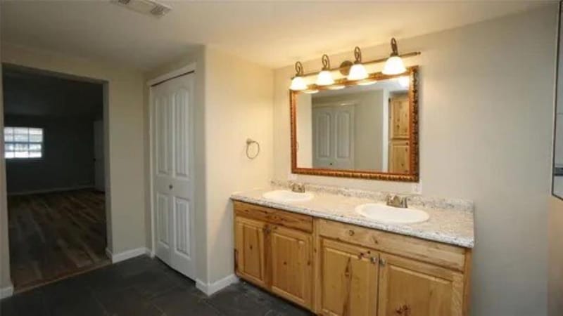 228 E Boyd Avenue, Bonham TX 75418 - Photo 13